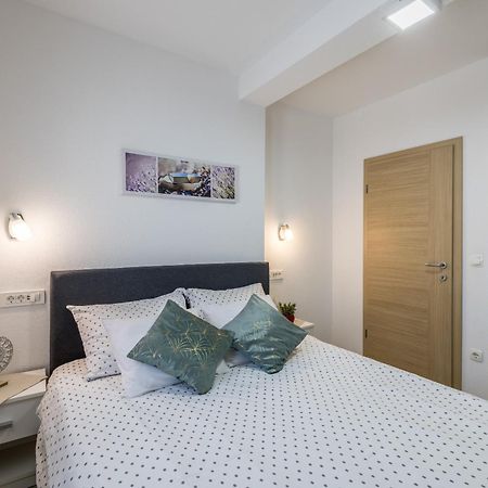 Apart Sa Terasom 250M Od Plaze,Parking,Wi Fi,Rostilj Τρογκίρ Εξωτερικό φωτογραφία