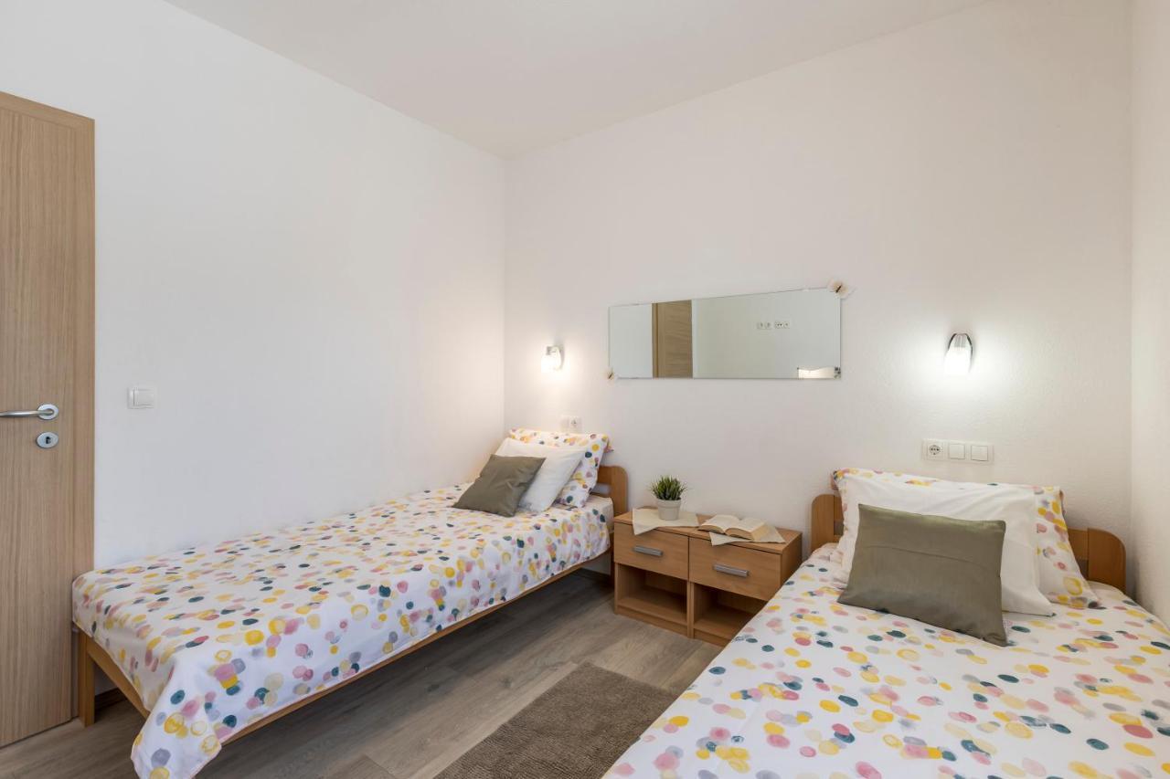 Apart Sa Terasom 250M Od Plaze,Parking,Wi Fi,Rostilj Τρογκίρ Εξωτερικό φωτογραφία