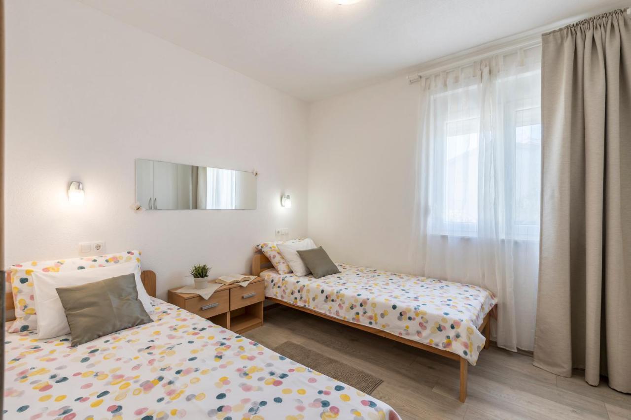Apart Sa Terasom 250M Od Plaze,Parking,Wi Fi,Rostilj Τρογκίρ Εξωτερικό φωτογραφία