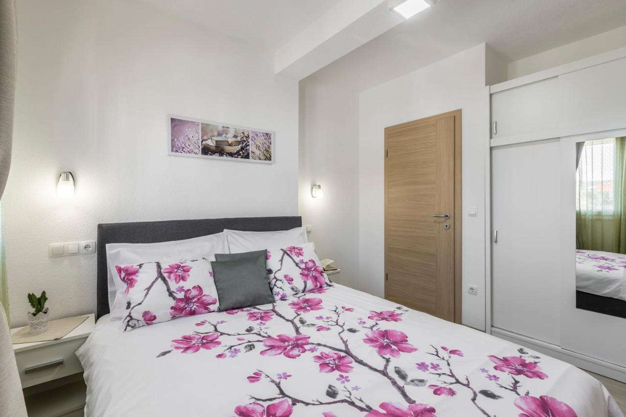 Apart Sa Terasom 250M Od Plaze,Parking,Wi Fi,Rostilj Τρογκίρ Εξωτερικό φωτογραφία