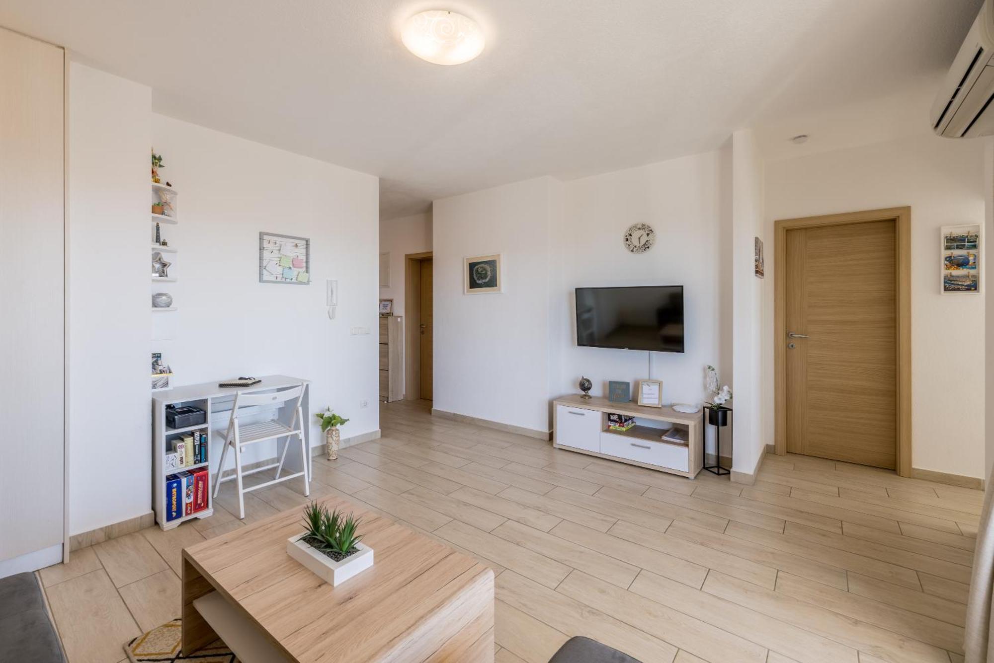 Apart Sa Terasom 250M Od Plaze,Parking,Wi Fi,Rostilj Τρογκίρ Εξωτερικό φωτογραφία